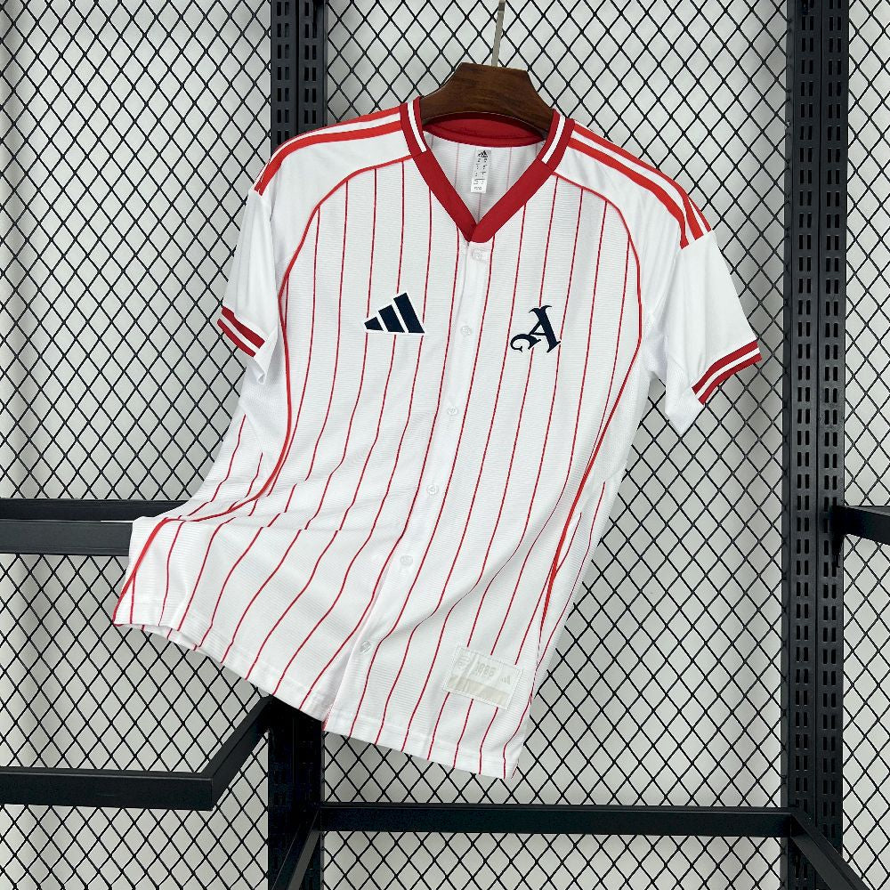 Maglia edizione speciale dell'Arsenal