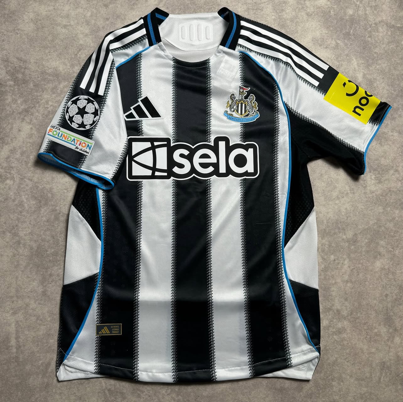 Camiseta Newcastle 25/26