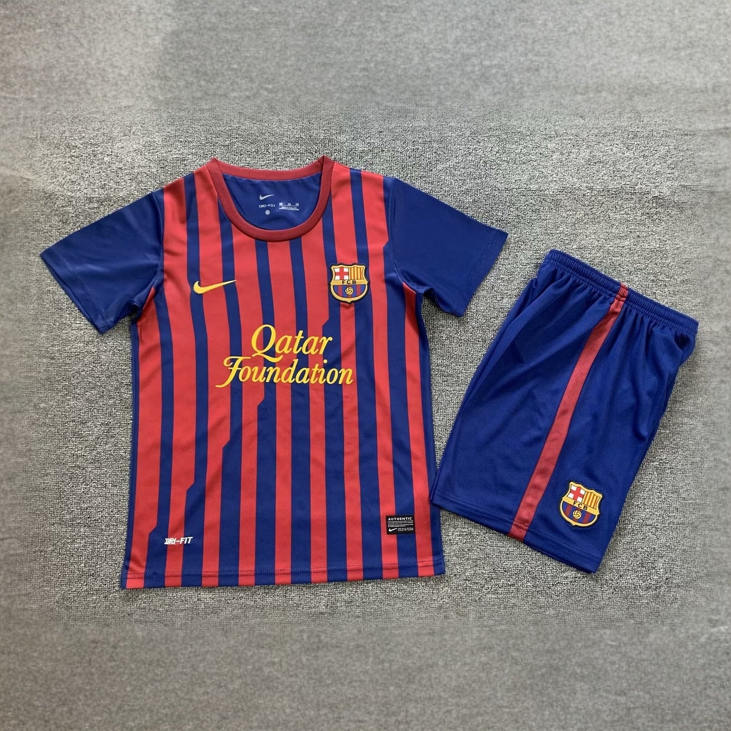 Equipación Fc Barcelona 11/12 Talla Niño
