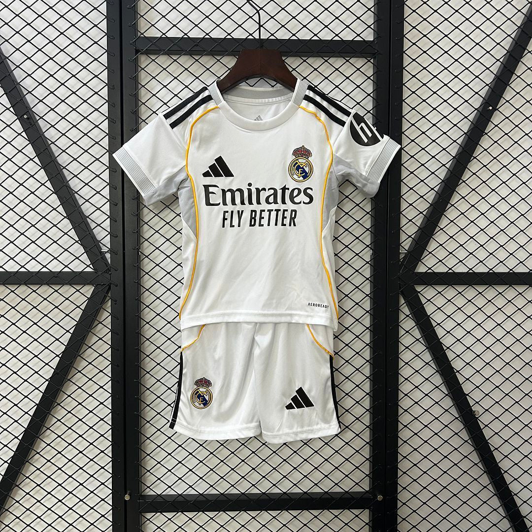 Equipación Real Madrid 25/26 Talla Niño