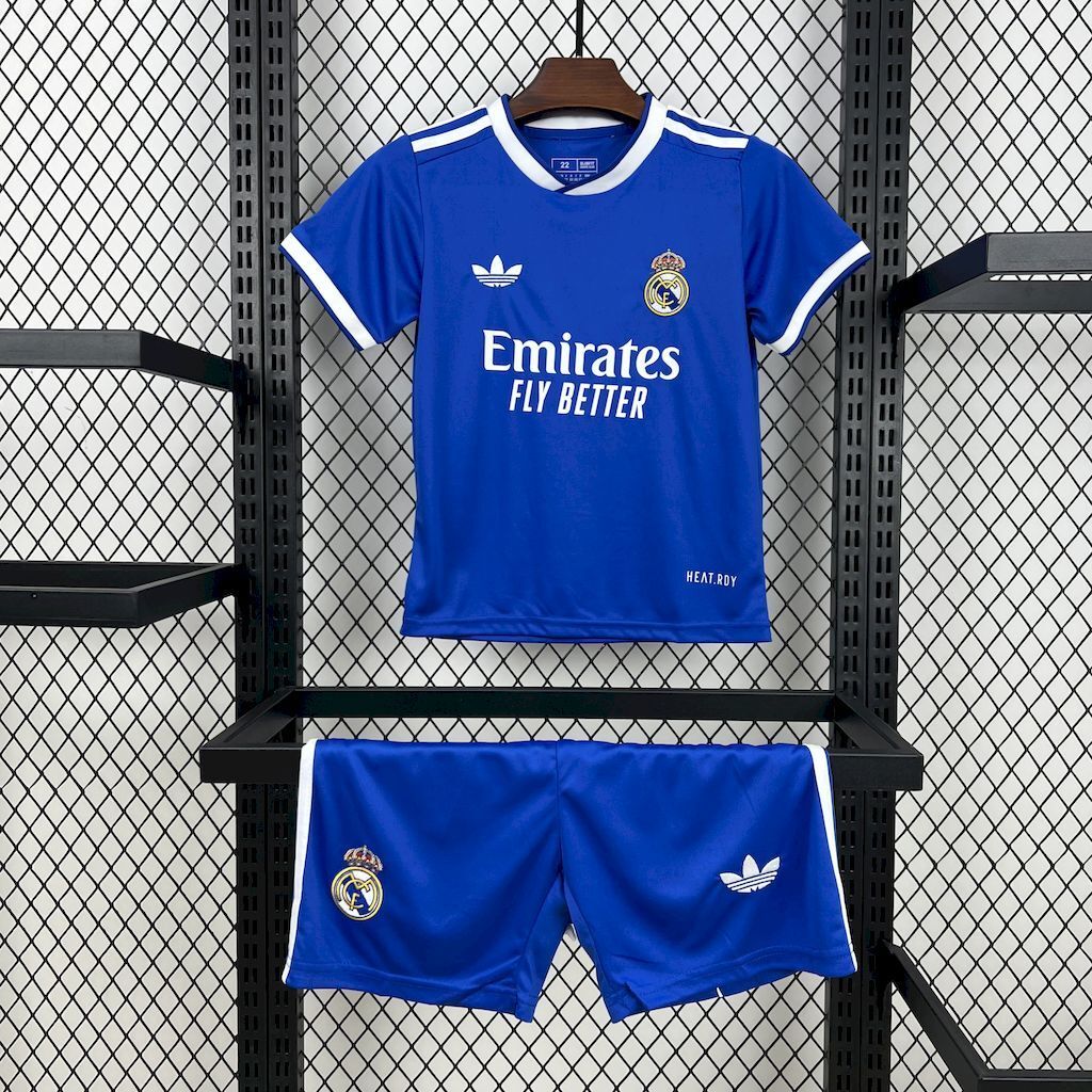 Equipación Real Madrid 25/26 Talla Niño Alternativa