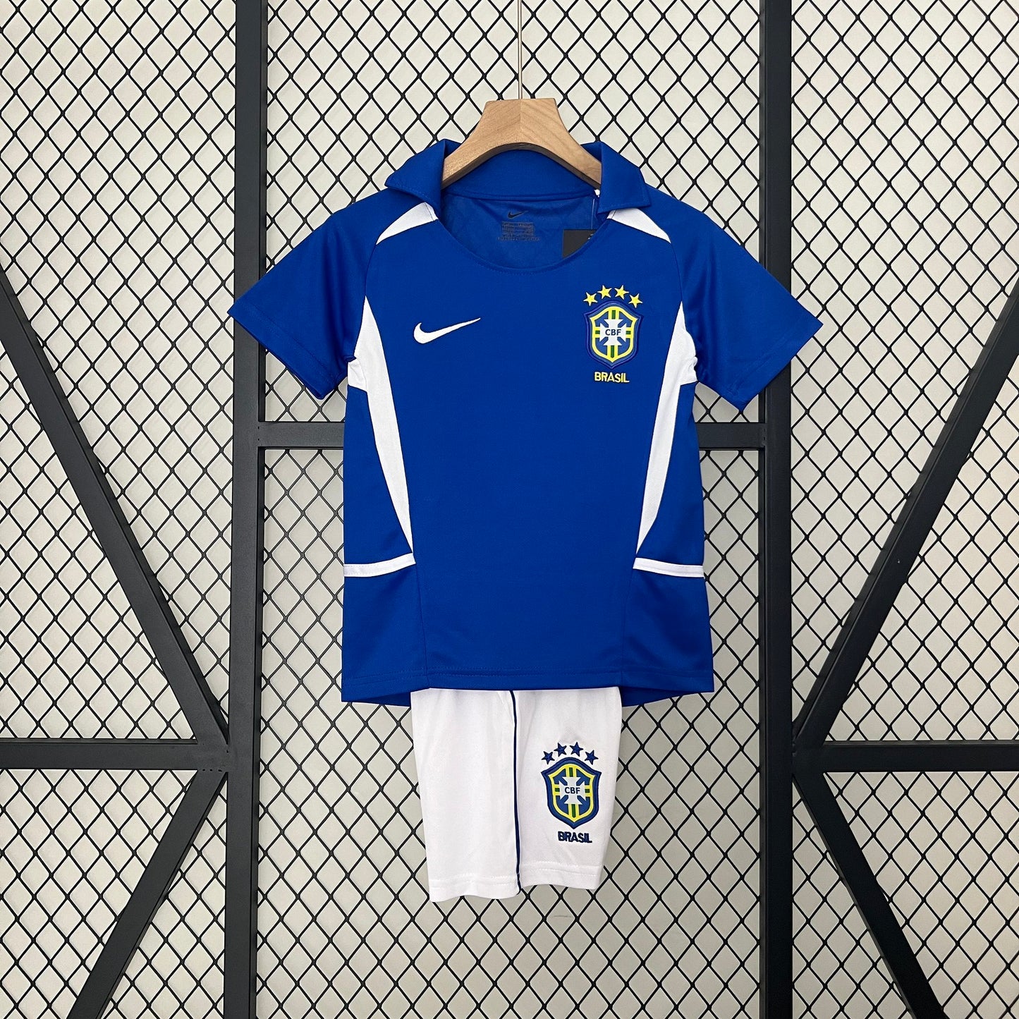 Equipación Brasil 2002 Talla Niño Visitante