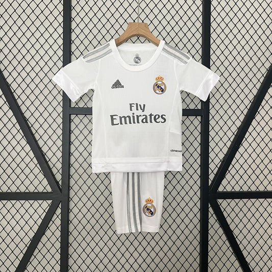Equipación Real Madrid 15/16 Talla Niño