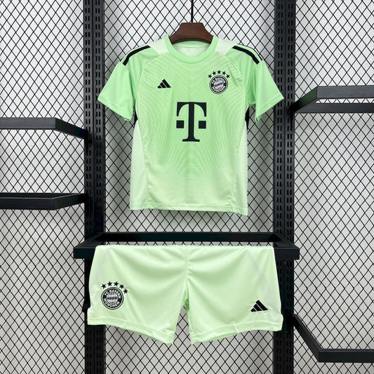 Equipación Bayern Múnich 25/26 Talla Niño Portero