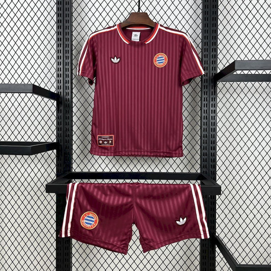 Equipación Bayern Múnich Edición Especial Talla Niño