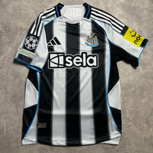 Camiseta Newcastle 25/26