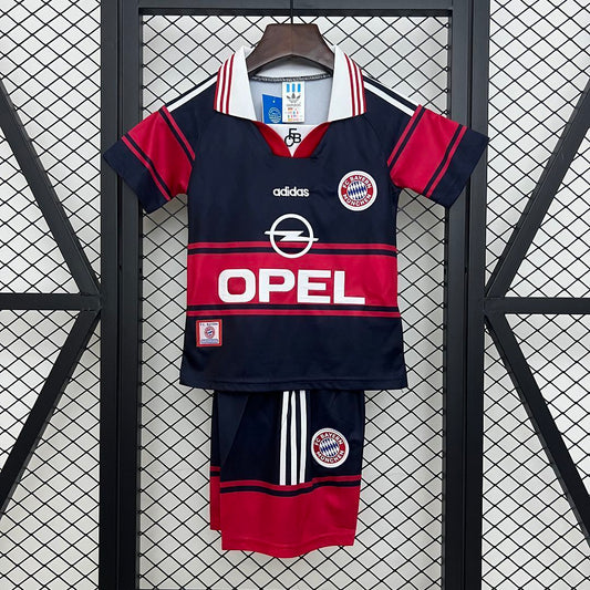 Equipación Bayern Múnich 97/99 Talla Niño