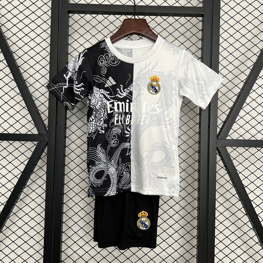 Equipación Real Madrid Edición Especial Talla Niño