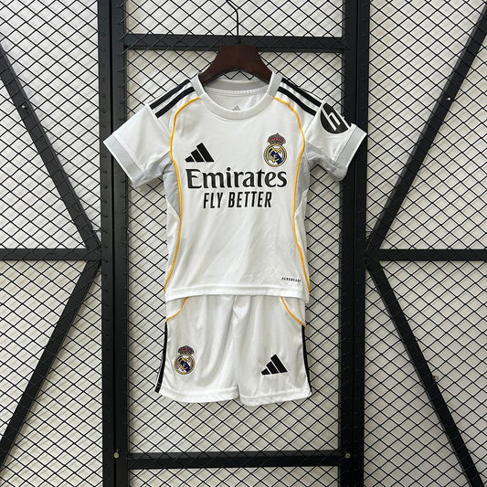 Equipación Real Madrid 25/26 Talla Niño