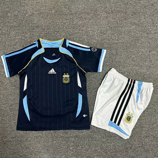Equipación Argentina 2006 Talla Niño Visitante