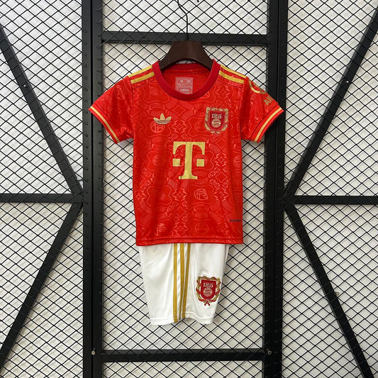 Equipación Bayern Múnich Edición Especial talla Niño