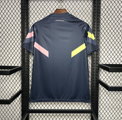 Maglia pre-partita Juventus 24/25