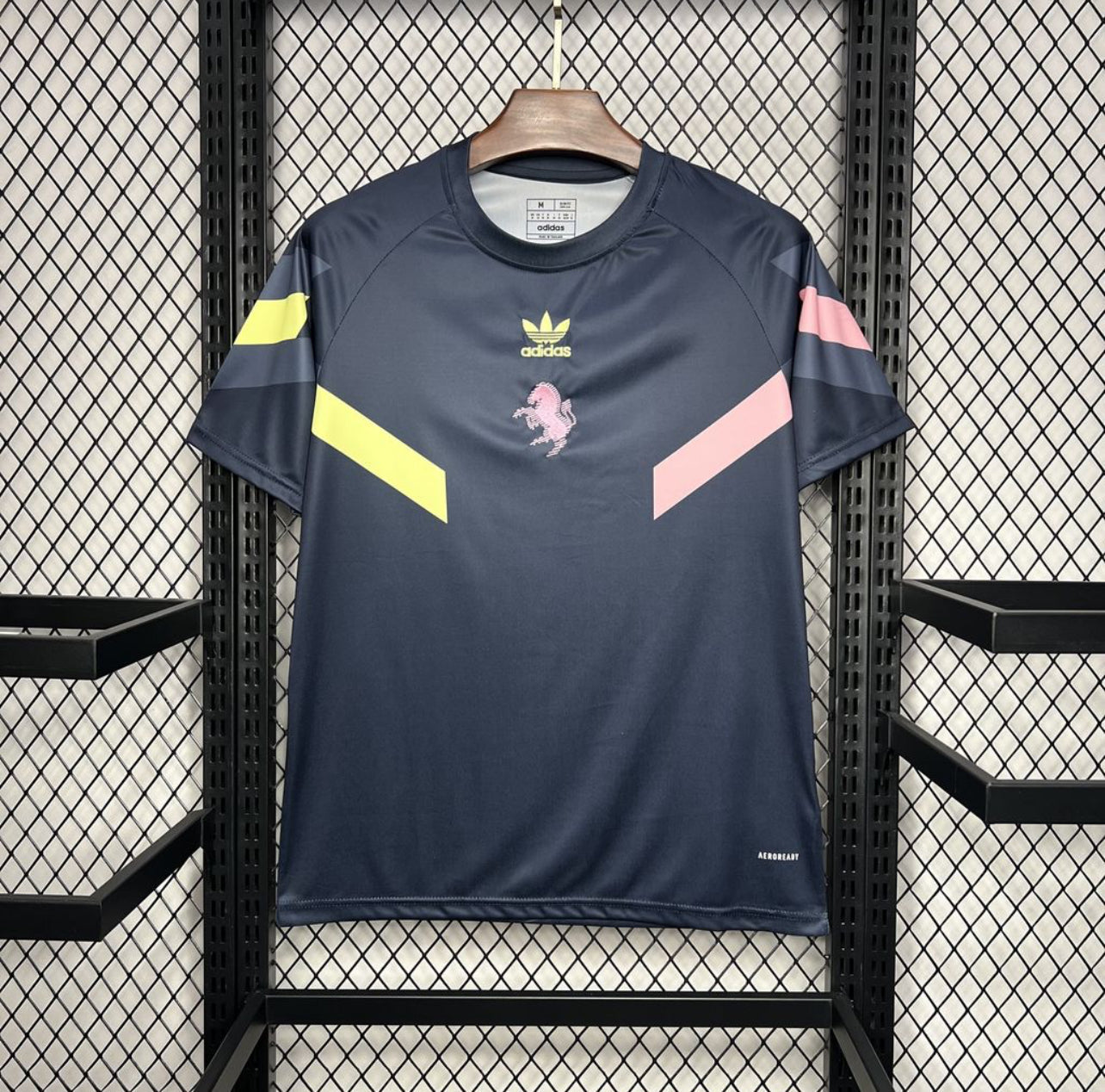 Maglia pre-partita Juventus 24/25